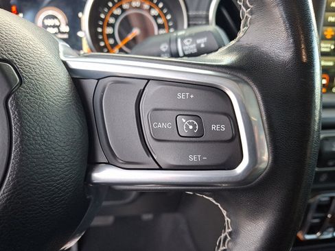 Used 2022 Jeep Gladiator Overland w/ Popular Equipment Package image 23