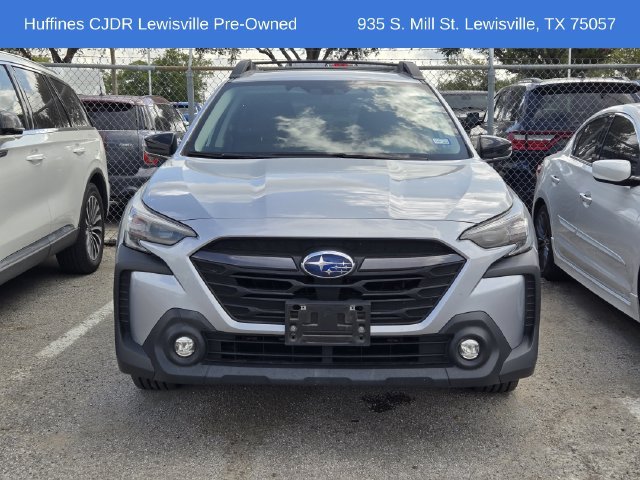Used 2023 Subaru Outback Premium AWD/4WD image 2
