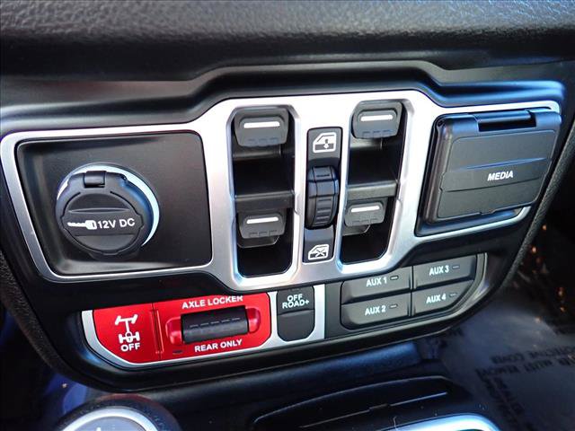 Certified 2024 Jeep Wrangler Unlimited AWD/4WD image 16