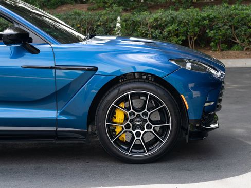 Used 2023 Aston Martin DBX 707 AWD/4WD image 23