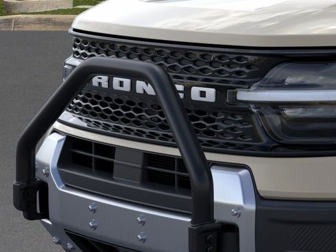 Used 2025 Ford Bronco Sport Big Bend image 17