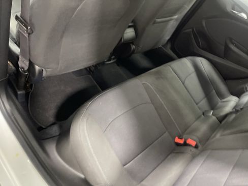 Used 2017 Chevrolet Cruze LT w/ Convenience Package image 17