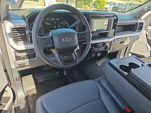 New 2026 Ford F350 XL w/ FX4 Off-Road Package image 15