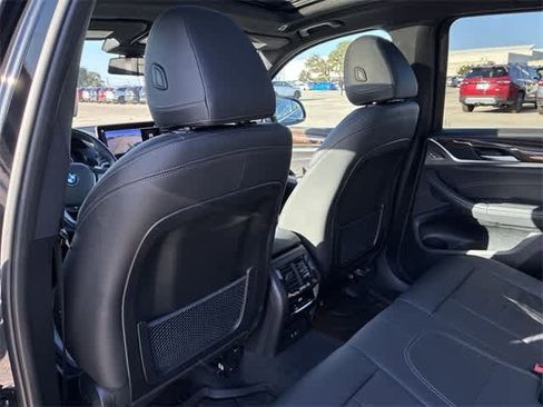 Used 2022 BMW X3 xDrive30i w/ Premium Package 2 image 27