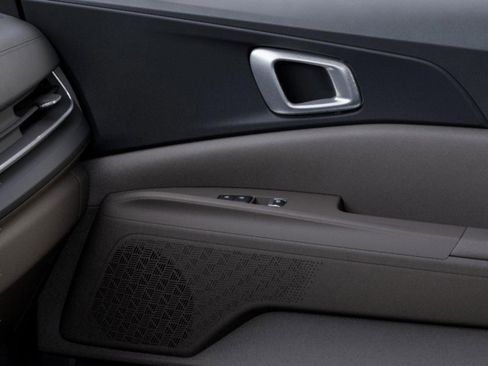 New 2026 Kia Carnival EX FWD image 21