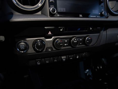 Used 2020 Toyota Tacoma TRD Pro AWD/4WD image 23