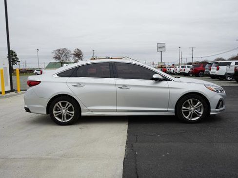 Used 2019 Hyundai Sonata Limited image 6