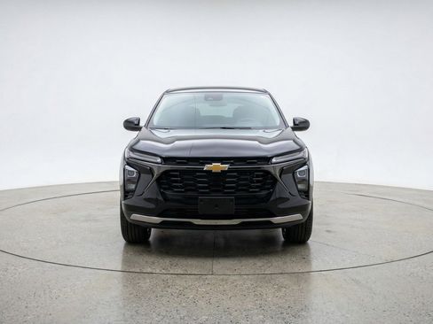 Used 2025 Chevrolet TrailBlazer LT image 1