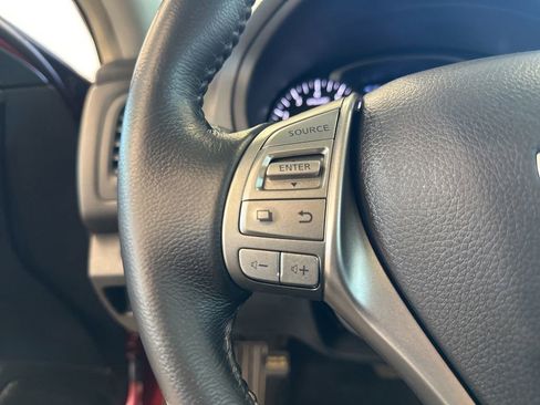 Used 2013 Nissan Altima 2.5 SV FWD image 26