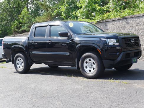 Used 2023 Nissan Frontier S w/ Technology Package AWD/4WD image 9