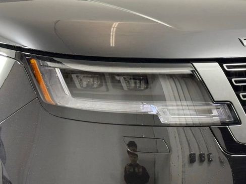 New 2026 Land Rover Range Rover SE image 15