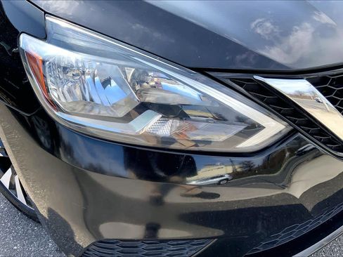 Used 2019 Nissan Sentra SV w/ Special Edition Package image 26