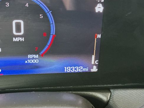 Used 2025 Chevrolet TrailBlazer LT AWD/4WD image 15