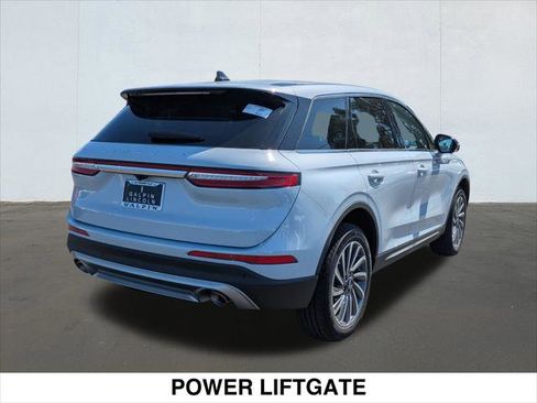 New 2025 Lincoln Corsair Reserve image 2