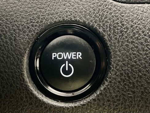 Used 2025 Toyota Camry LE FWD image 20
