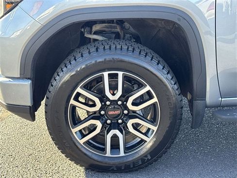 Used 2024 GMC Sierra 1500 AT4 w/ Technology Package image 22