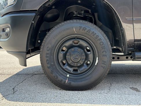 New 2026 RAM 2500 Tradesman AWD/4WD image 25