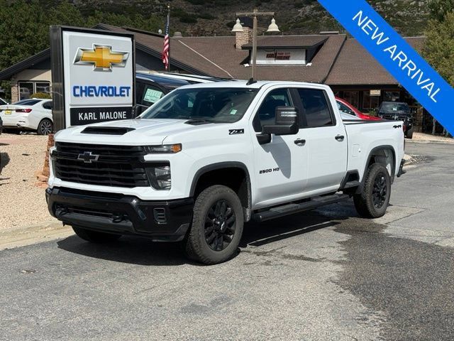 Used 2025 Chevrolet Silverado 2500 Custom w/ Custom Value Package AWD/4WD image 1