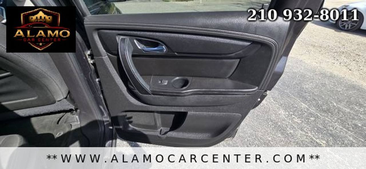 Used 2015 GMC Acadia SLE FWD image 24