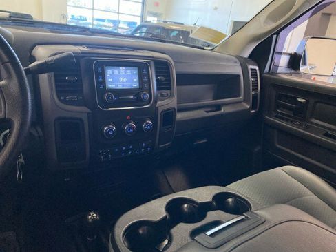 Used 2017 RAM 2500 Tradesman w/ Chrome Appearance Group image 12