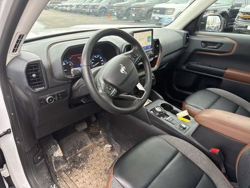 Used 2024 Ford Bronco Sport Outer Banks w/ Tech Package image 10