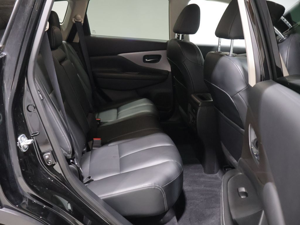 Used 2023 Nissan Murano SV w/ SV Midnight Edition Package AWD/4WD image 20