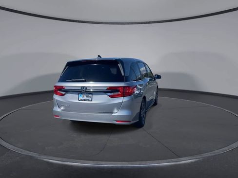 Used 2024 Honda Odyssey EX-L image 9