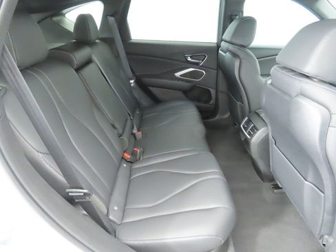 Used 2026 Acura RDX SH-AWD image 22