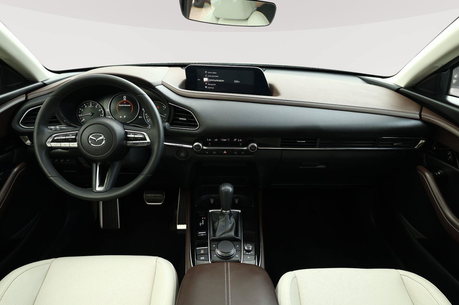 Used 2023 MAZDA CX-30 AWD 2.5 S w/ Premium Package image 25
