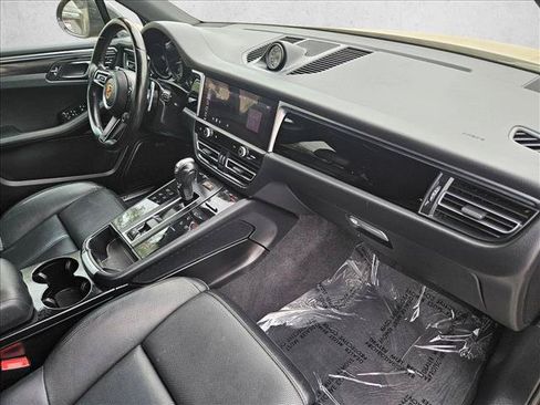 Used 2023 Porsche Macan S AWD/4WD image 21