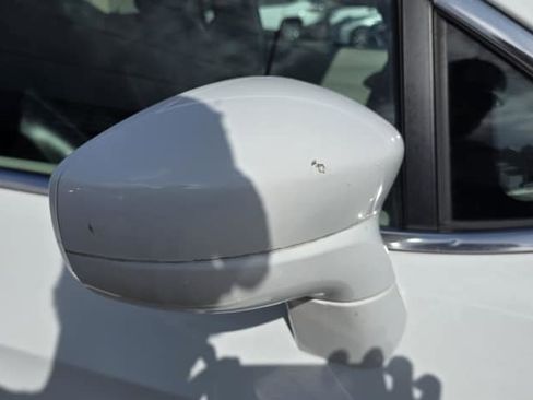 Used 2018 Chrysler Pacifica Touring-L FWD image 47