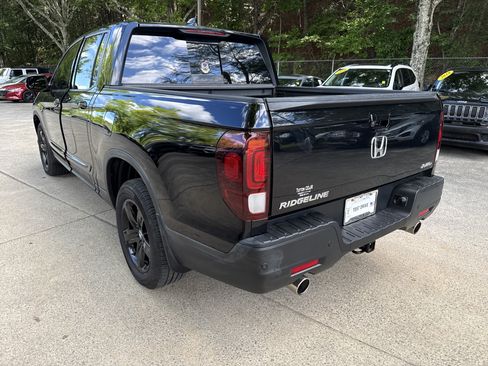 Used 2021 Honda Ridgeline Black Edition image 5