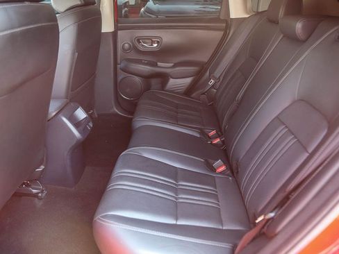 Used 2023 Honda HR-V EX-L image 18