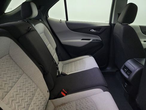 Used 2023 Chevrolet Equinox LS AWD/4WD image 19