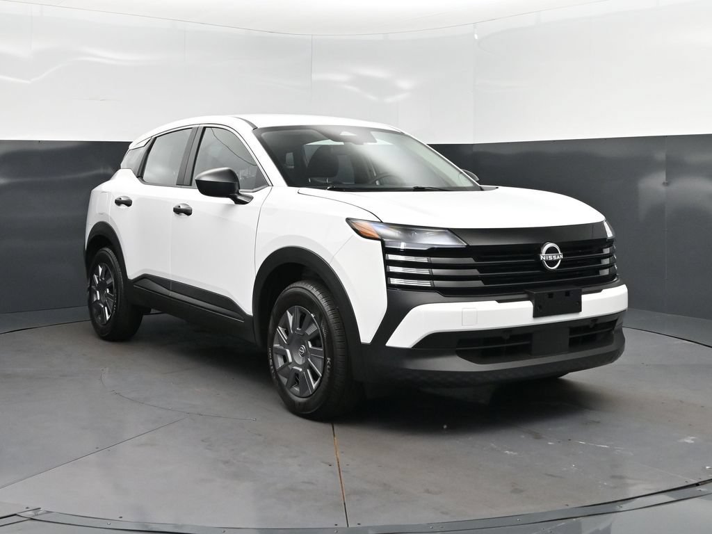 Used 2025 Nissan Kicks S AWD/4WD image 9