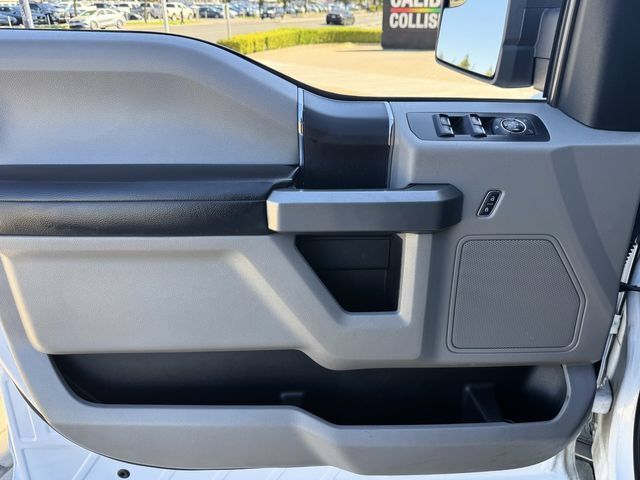 Used 2015 Ford F150 XLT AWD/4WD image 13