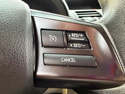 Used 2013 Subaru Crosstrek 2.0i Premium image 29