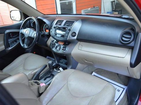 Used 2009 Toyota RAV4 Limited image 16