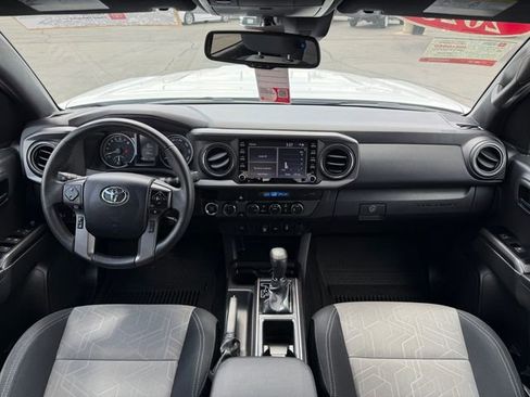Used 2023 Toyota Tacoma TRD Sport w/ Black Out Package (TMS) AWD/4WD image 16