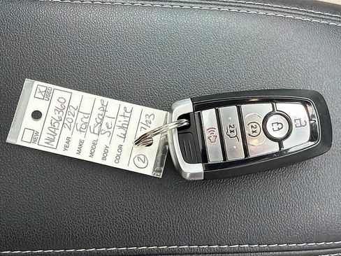 Used 2022 Ford Escape SEL w/ Technology Package AWD/4WD image 34
