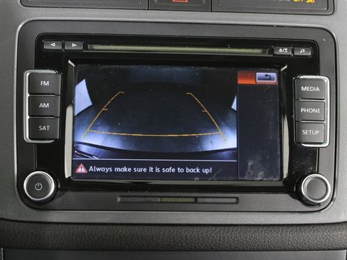 Used 2015 Volkswagen Tiguan S FWD image 25