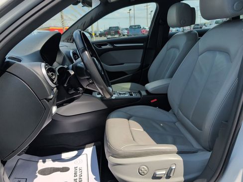Used 2017 Audi A3 e-tron Premium image 8