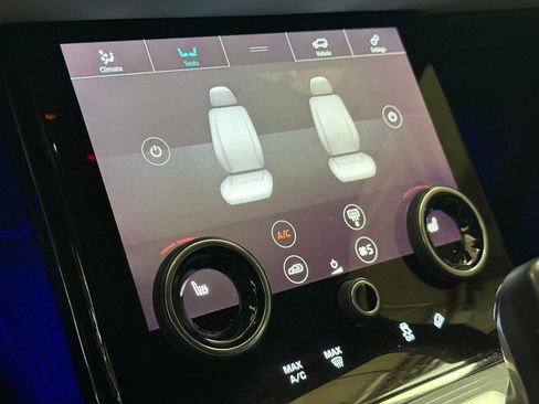 Used 2020 Land Rover Range Rover Evoque First Edition image 52