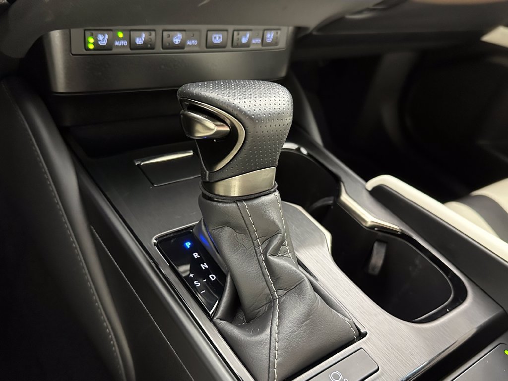 Used 2024 Lexus ES 350 F Sport w/ Technology Package FWD image 27