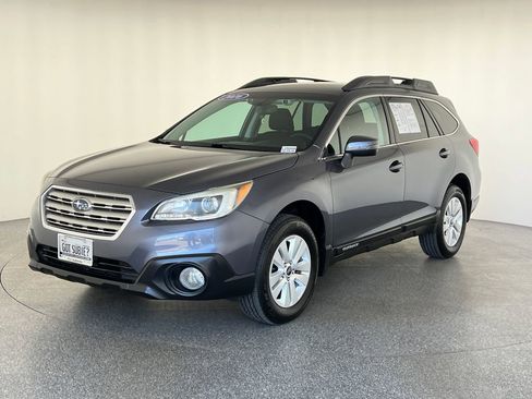 Used 2016 Subaru Outback 2.5i Premium AWD/4WD image 9