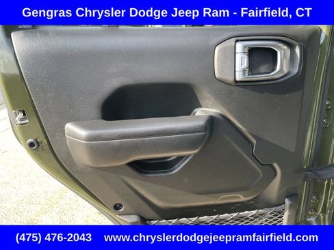 Used 2024 Jeep Wrangler Unlimited AWD/4WD image 23