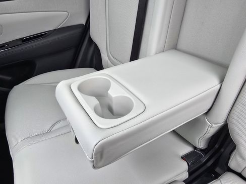 New 2026 Hyundai Tucson Limited image 38