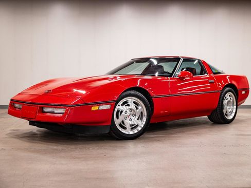 Used 1990 Chevrolet Corvette ZR-1 RWD image 19