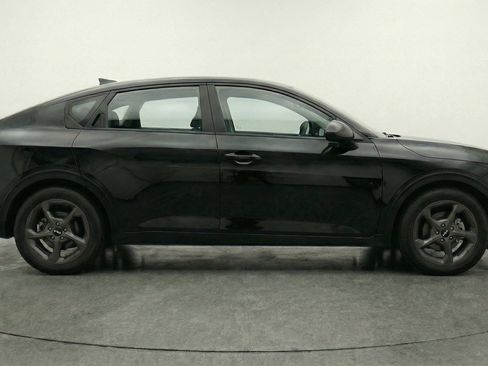 Used 2025 Kia K4 LXS FWD image 11