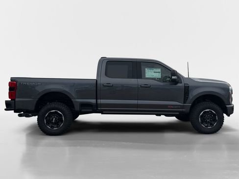 New 2025 Ford F350 Platinum w/ Tremor Off-Road Package AWD/4WD image 7
